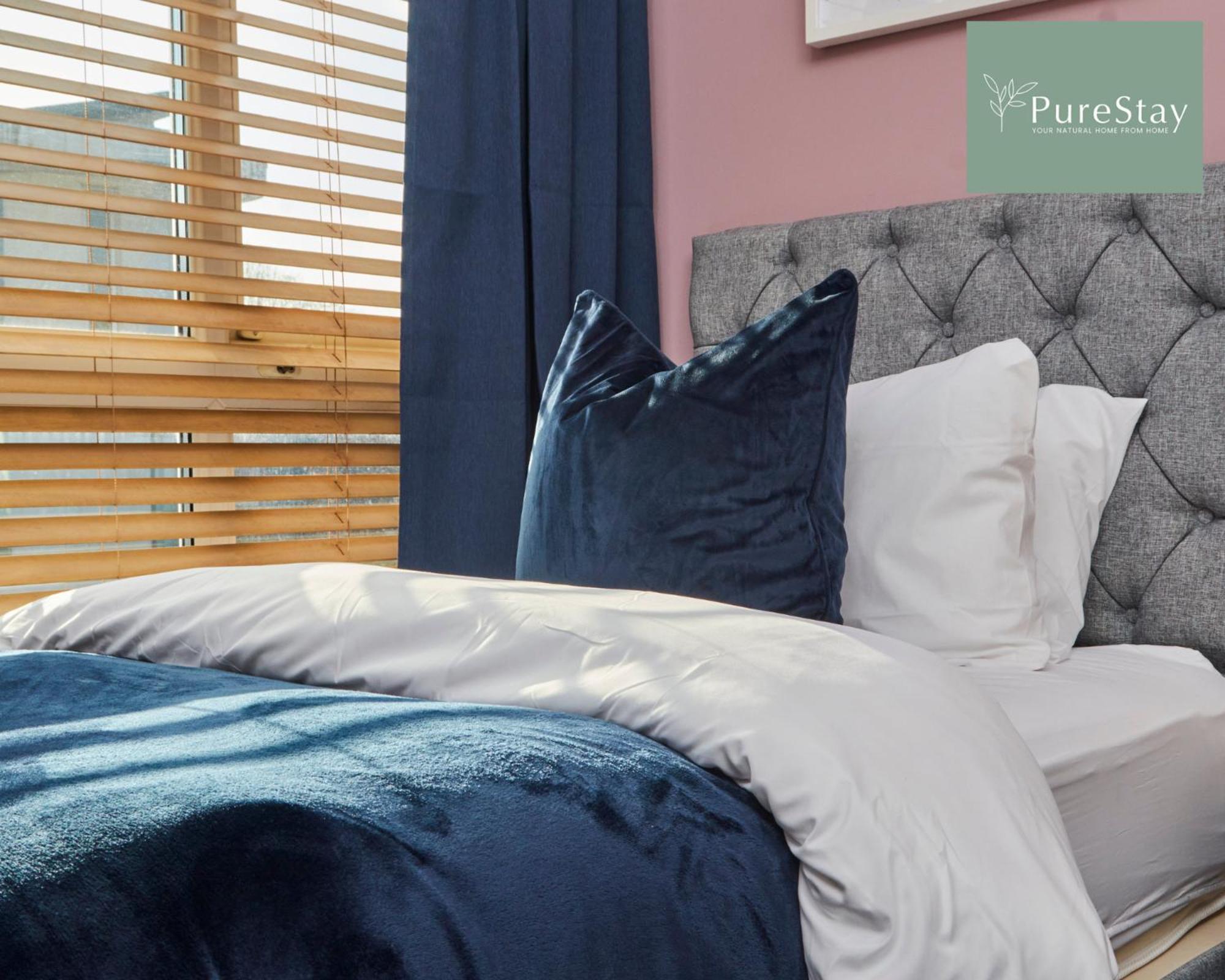 Superb House Manchester Near Etihad With Free Parking Sleeps 8 エクステリア 写真