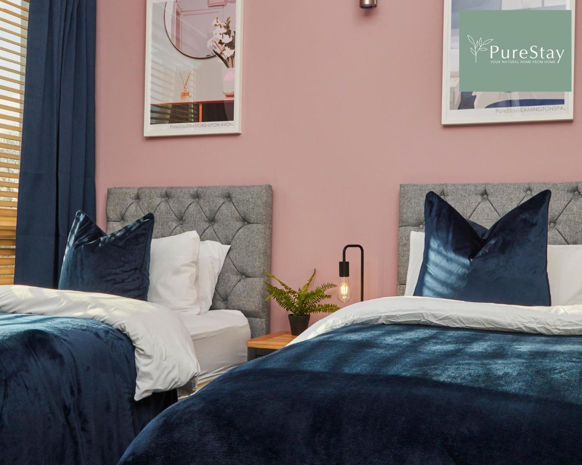 Superb House Manchester Near Etihad With Free Parking Sleeps 8 エクステリア 写真