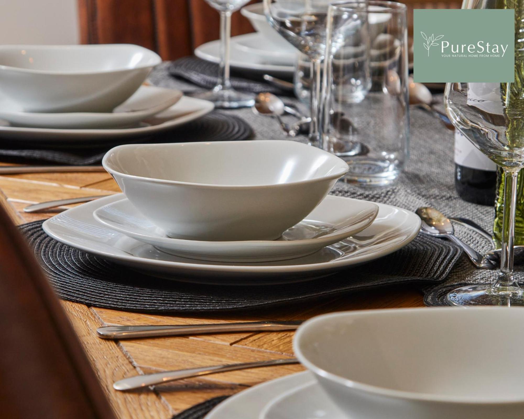 Superb House Manchester Near Etihad With Free Parking Sleeps 8 エクステリア 写真