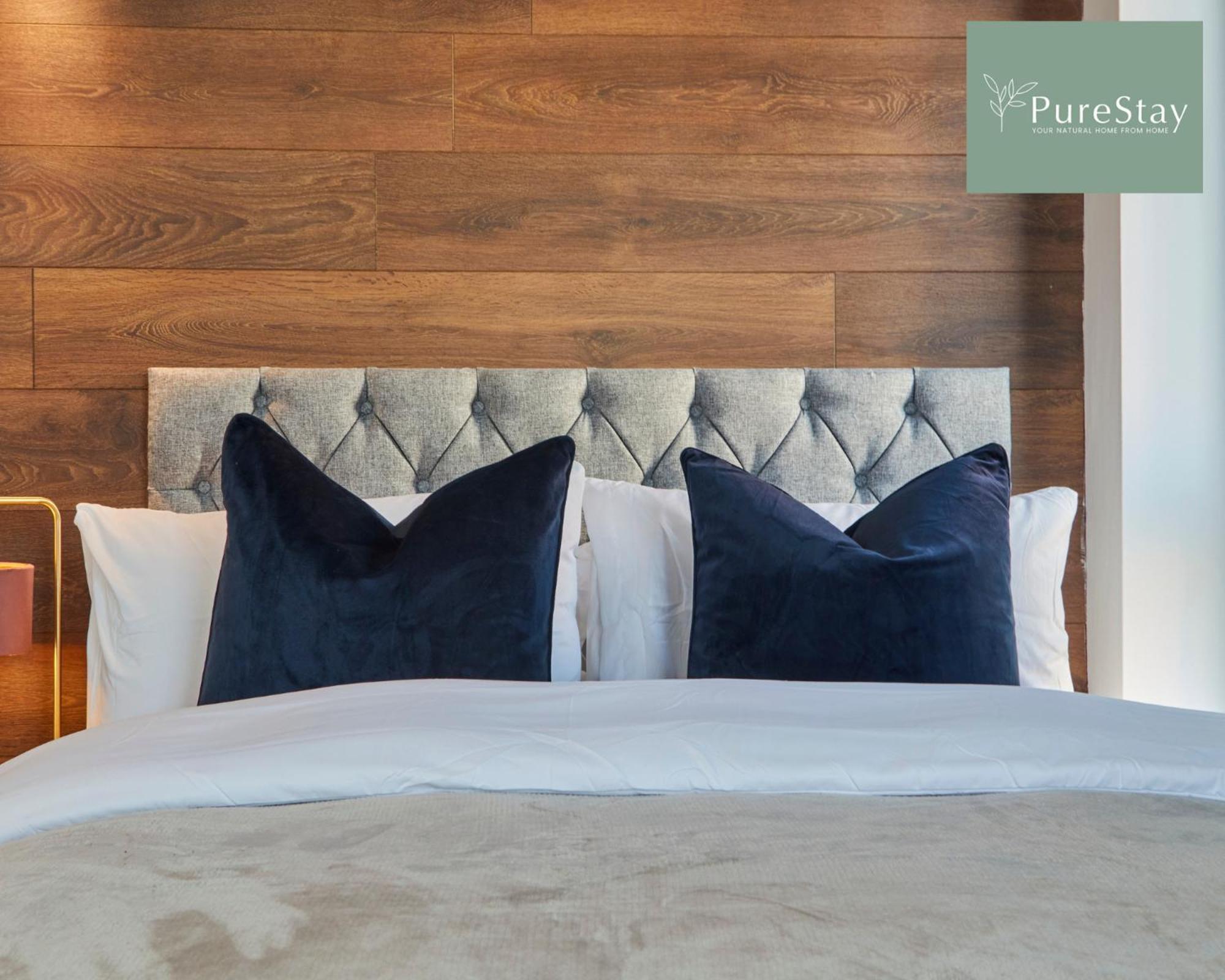 Superb House Manchester Near Etihad With Free Parking Sleeps 8 エクステリア 写真