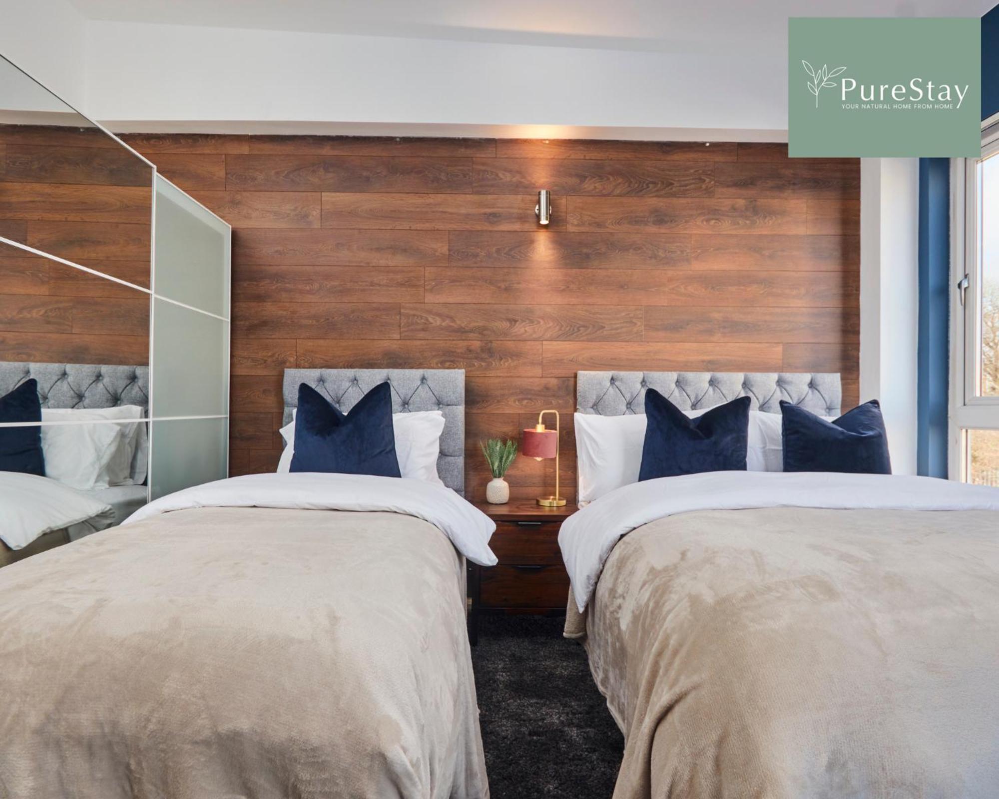 Superb House Manchester Near Etihad With Free Parking Sleeps 8 エクステリア 写真