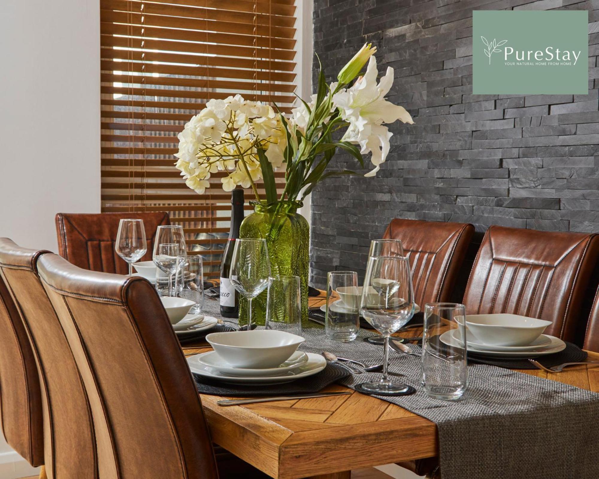 Superb House Manchester Near Etihad With Free Parking Sleeps 8 エクステリア 写真