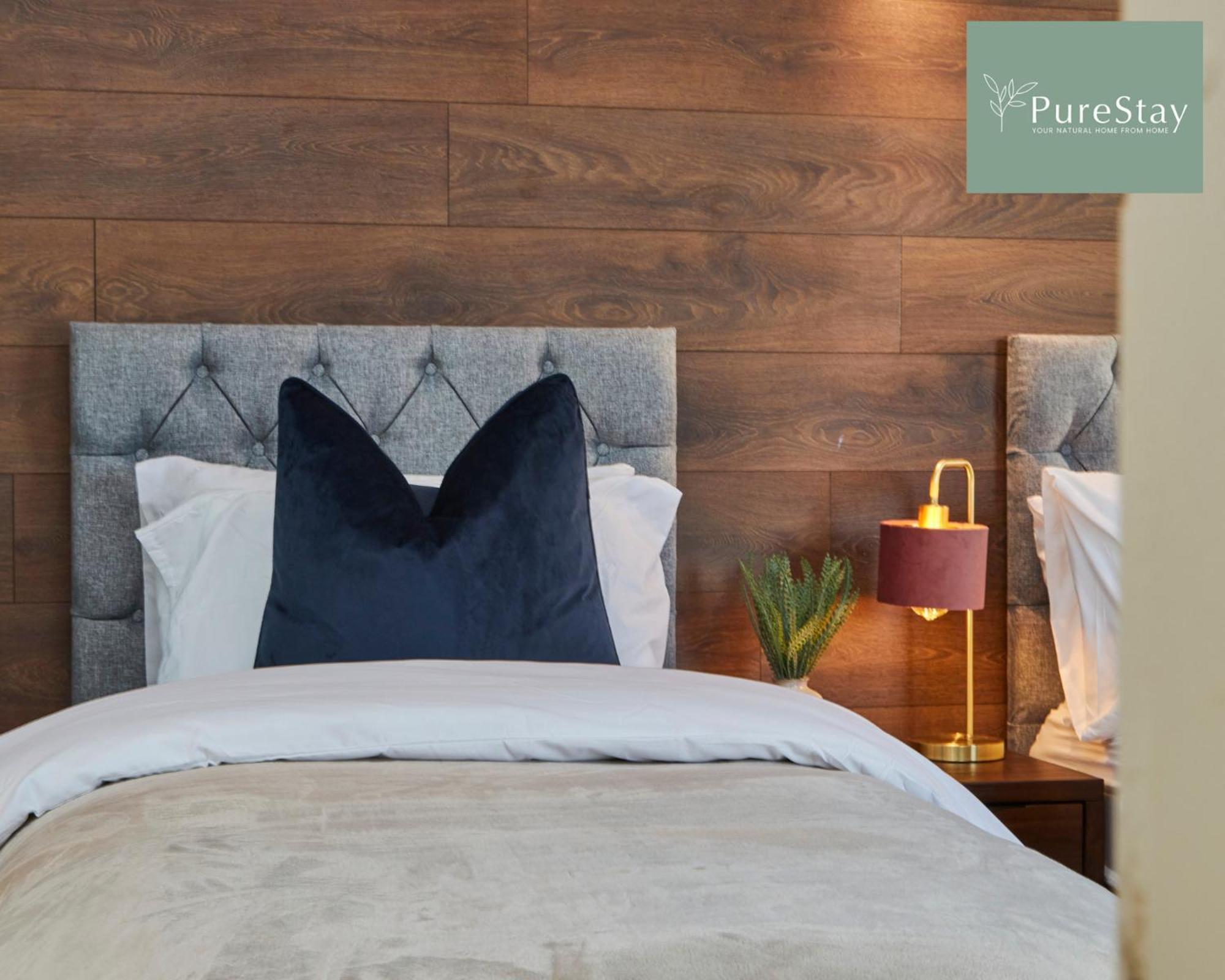 Superb House Manchester Near Etihad With Free Parking Sleeps 8 エクステリア 写真
