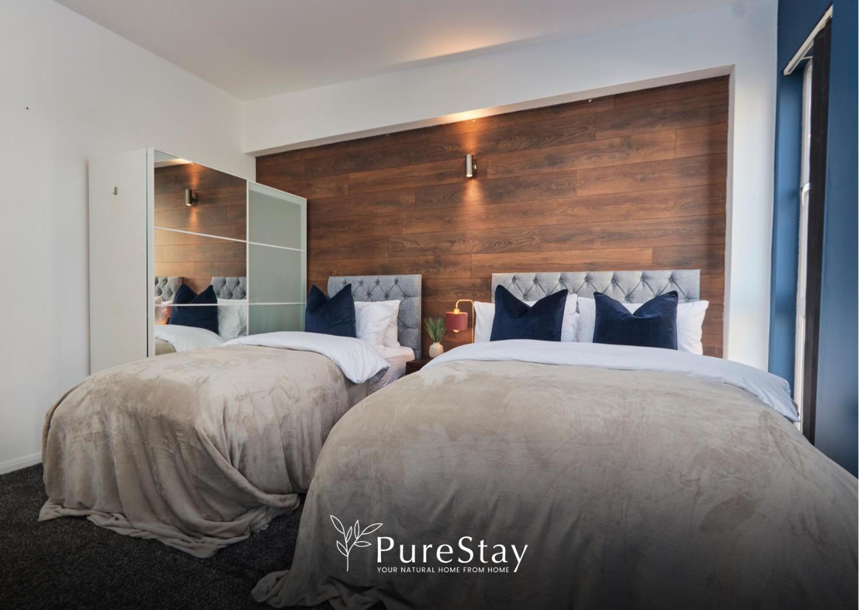 Superb House Manchester Near Etihad With Free Parking Sleeps 8 エクステリア 写真